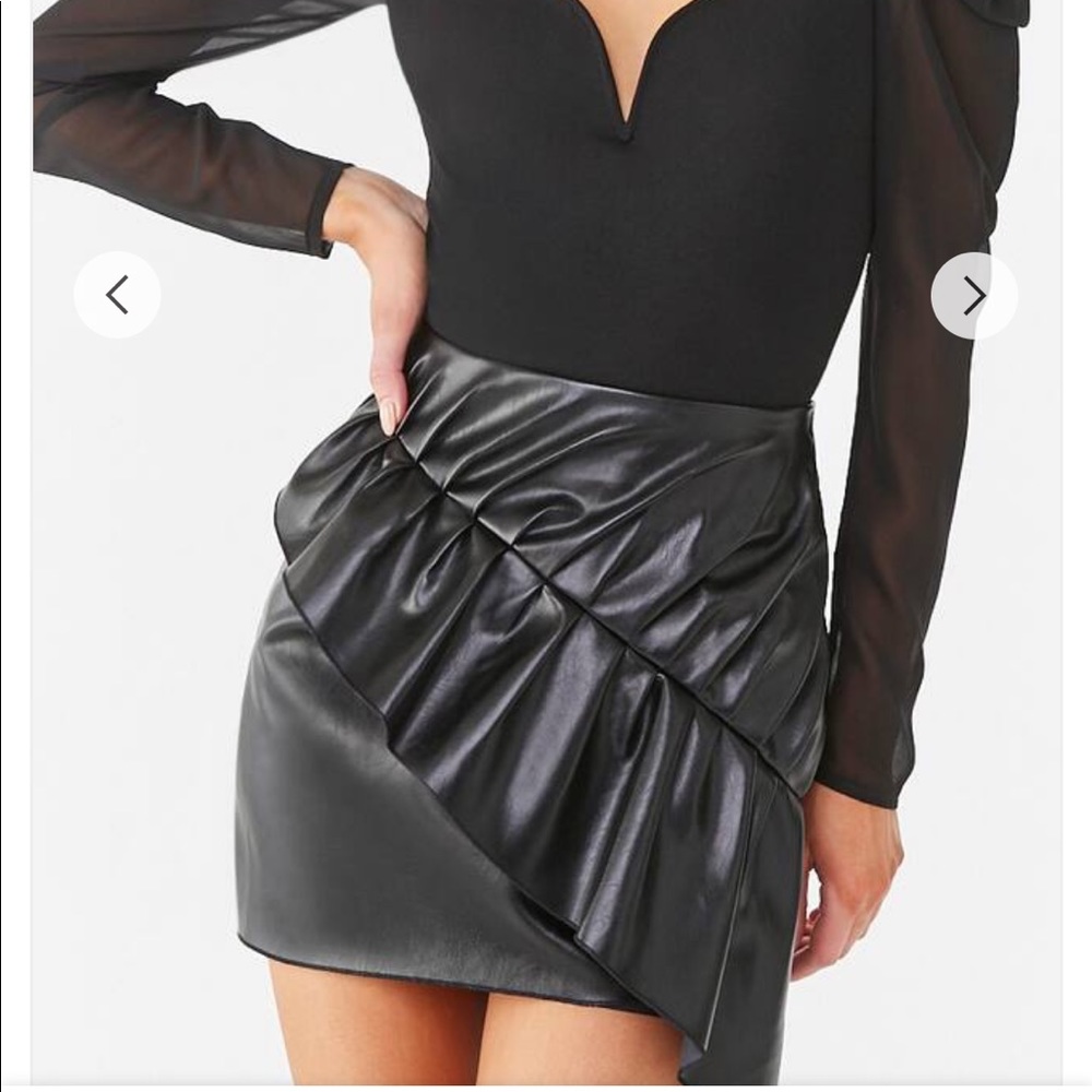 Forever 21 skirt